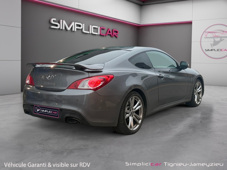 HYUNDAI d'occasion GENESIS 2.0 T Pack Executive de 2011 Nord Isère