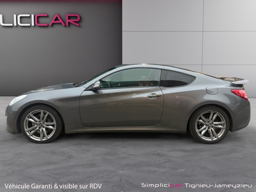HYUNDAI d'occasion GENESIS 2.0 T Pack Executive de 2011 Nord Isère