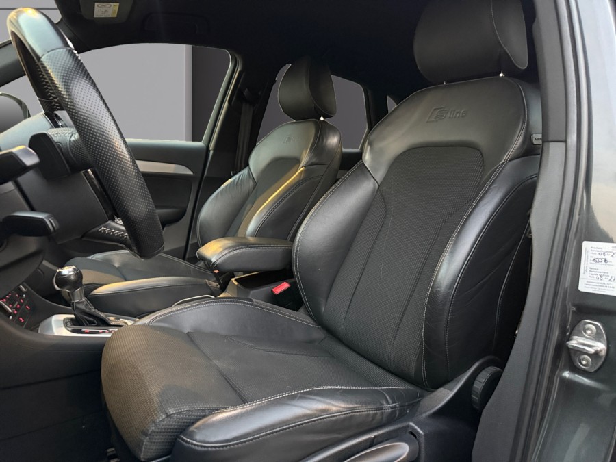 AUDI d'occasion Q3 QUATTRO S-LINE de 2017 La Ciotat (13)﻿