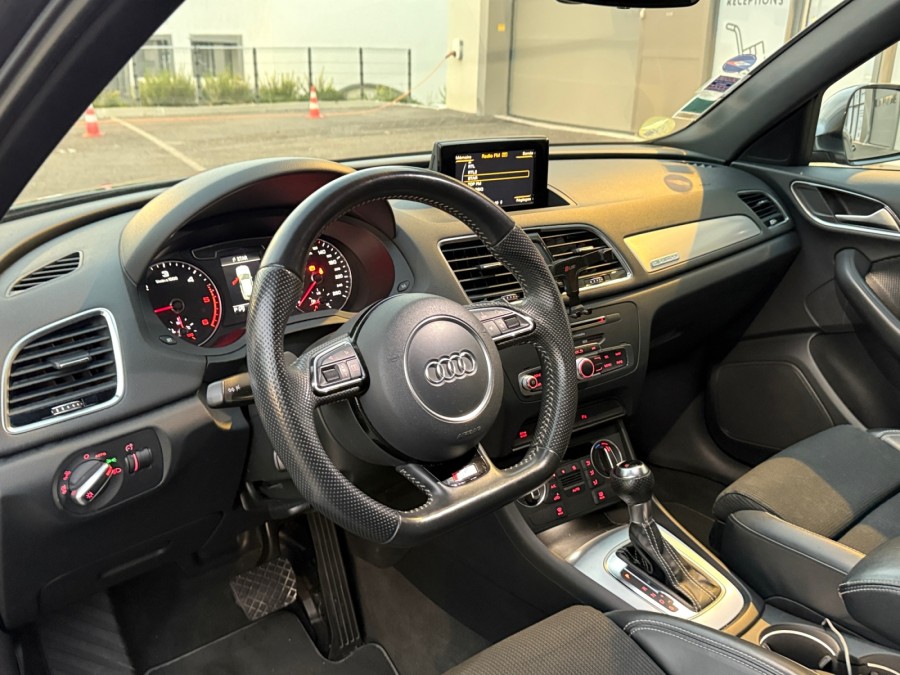 AUDI d'occasion Q3 QUATTRO S-LINE de 2017 La Ciotat (13)﻿