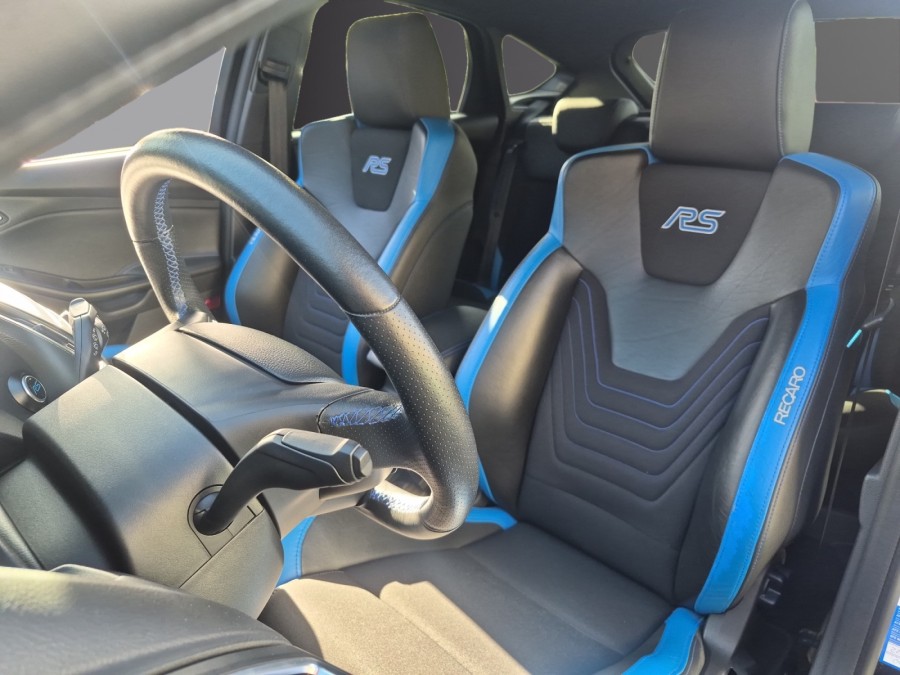 FORD d'occasion FOCUS 2.3 ECOBOOST 350 RS de 2017 Caen (14)﻿