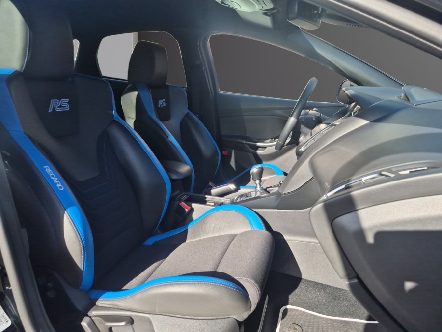 FORD d'occasion FOCUS 2.3 ECOBOOST 350 RS de 2017 Caen (14)﻿