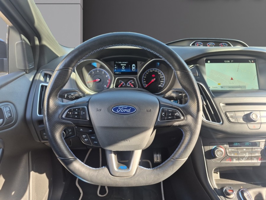 FORD d'occasion FOCUS 2.3 ECOBOOST 350 RS de 2017 Caen (14)﻿