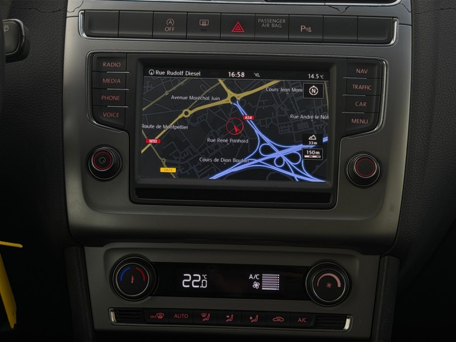 VOLKSWAGEN d'occasion POLO 1.2 TSI 90 LOUNGE de 2015 Nîmes (30)﻿