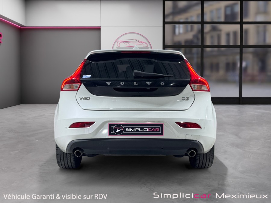 VOLVO d'occasion V40 D3 150 Momentum de 2016 Meximeux (01)﻿