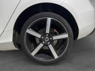 VOLVO d'occasion V40 D3 150 Momentum de 2016 Meximeux (01)﻿