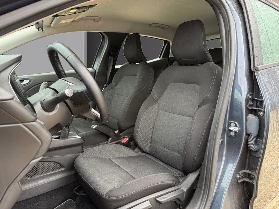 RENAULT d'occasion CLIO 1.0 TCe 100ch Zen de 2019 Poitiers (86)﻿