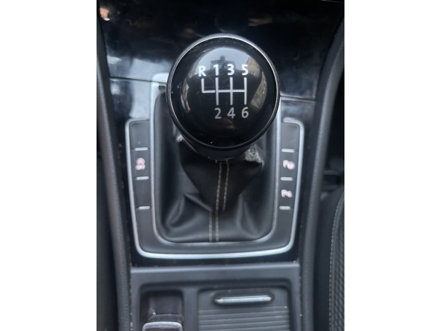 VOLKSWAGEN d'occasion GOLF 1.2 TSI 110 de 2014 Paris 15 (75)﻿