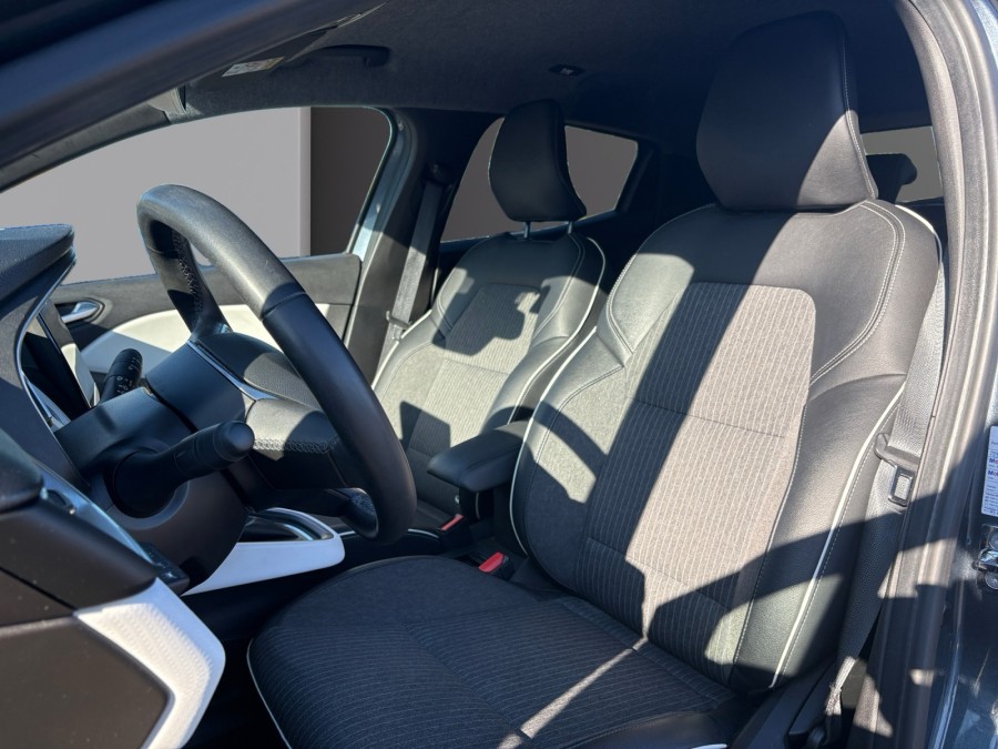 RENAULT d'occasion CLIO 1.6 E-TECH 140ch Techno de 2022 Mérignac (33)﻿