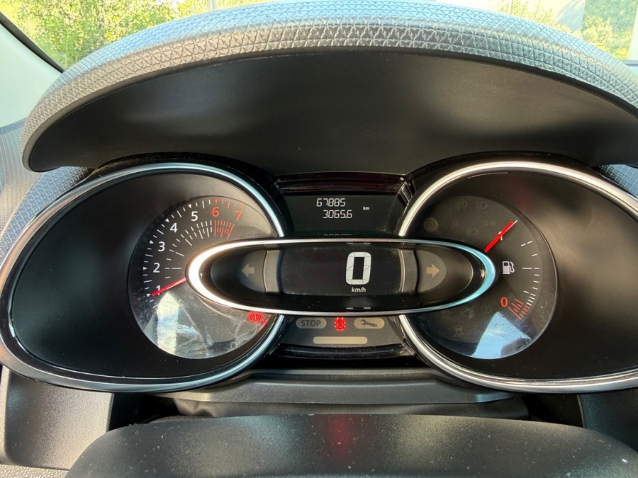 RENAULT d'occasion CLIO 0.9 TCE 90 de 2020 La Ciotat (13)﻿