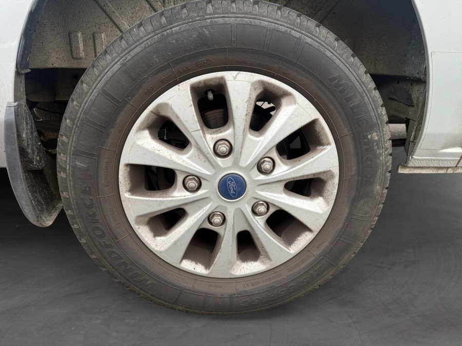 FORD d'occasion TOURNEO 2.0 130 de 2021 Andrezieux (42)﻿