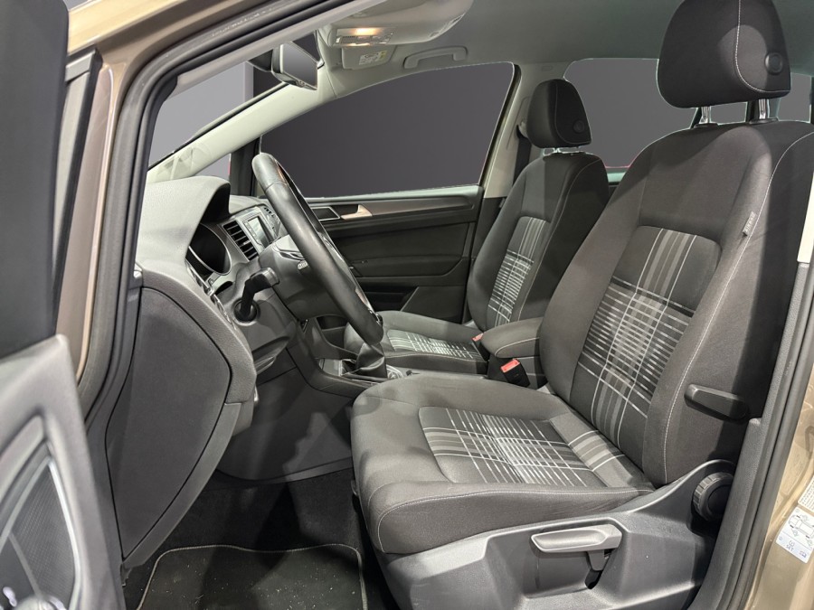 VOLKSWAGEN d'occasion Golf Sportsvan 1.4 TSI 125ch BlueMotion