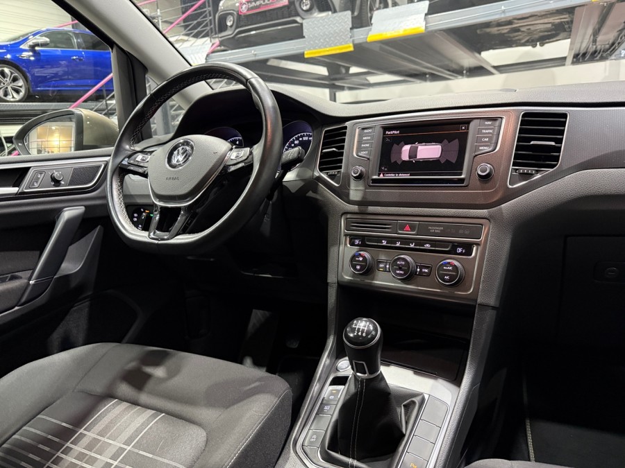 VOLKSWAGEN d'occasion Golf Sportsvan 1.4 TSI 125ch BlueMotion