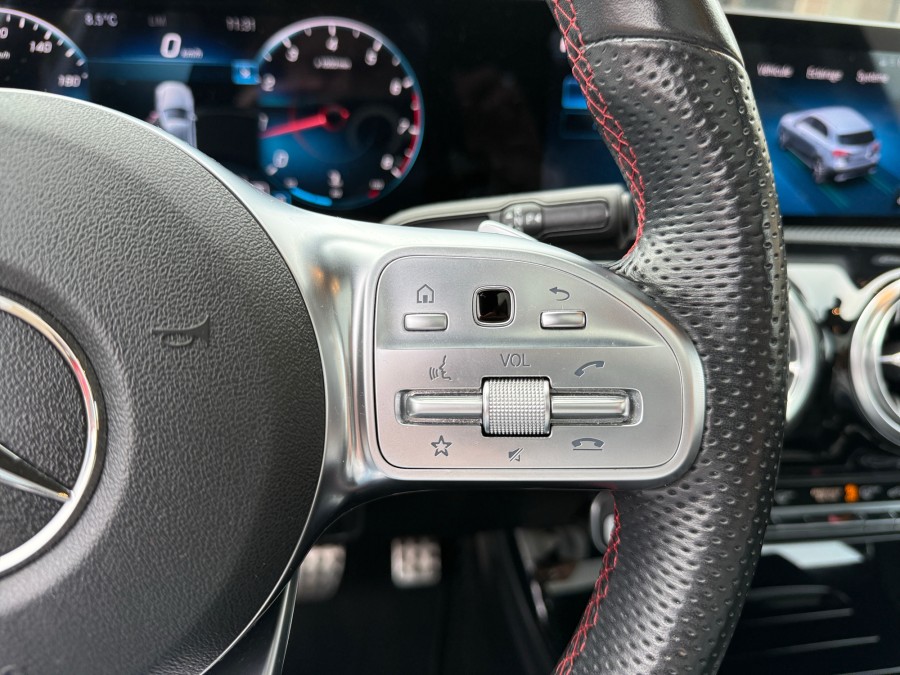 MERCEDES d'occasion CLASSE A Classe A 200 163ch AMG Line de 2019