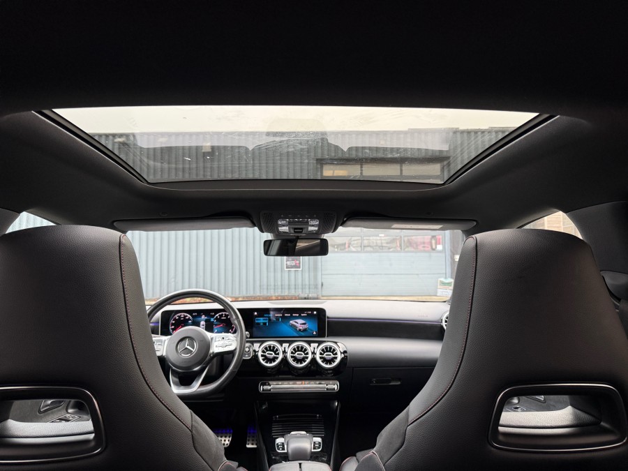 MERCEDES d'occasion CLASSE A Classe A 200 163ch AMG Line de 2019