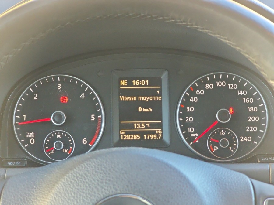 VOLKSWAGEN d'occasion TOURAN 1.6 TDI 105ch FAP Confortline de 2015