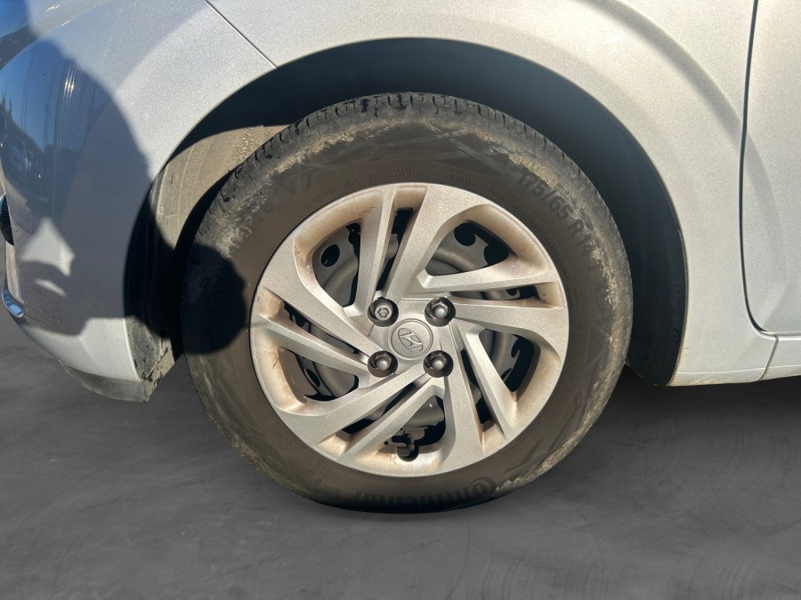 HYUNDAI d'occasion I10 III 1.0 67 de 2022 Evreux (27)﻿