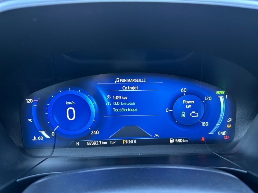 FORD d'occasion KUGA 2.5 DURATEC 190 ST-LINE de 2022 Salon de