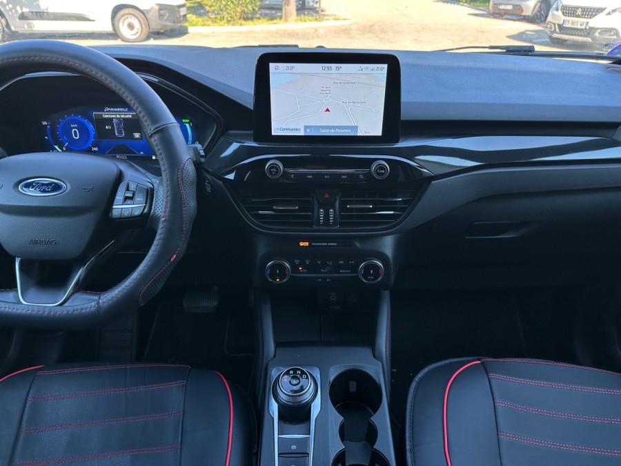 FORD d'occasion KUGA 2.5 DURATEC 190 ST-LINE de 2022 Salon de