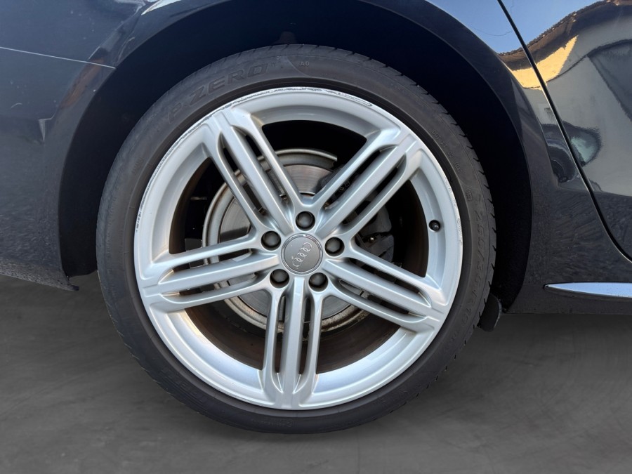 AUDI d'occasion A4 2.0 TDI S LINE de 2014 Toulouse Sud (31)﻿