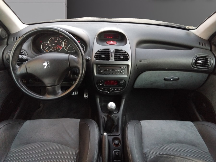 PEUGEOT d'occasion 206 PEUGEOT 206 S16 2.0 138 de 2004 Beauvais (60)﻿