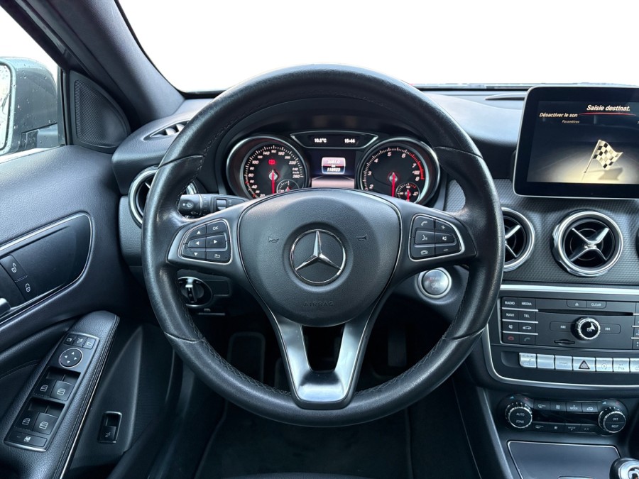 MERCEDES d'occasion CLASSE GLA GLA 200 ACTIVITY EDITION de 2017 Méry