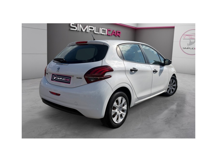 PEUGEOT d'occasion 208 I 1.6 BlueHDi de 2015 Compiègne (60)﻿
