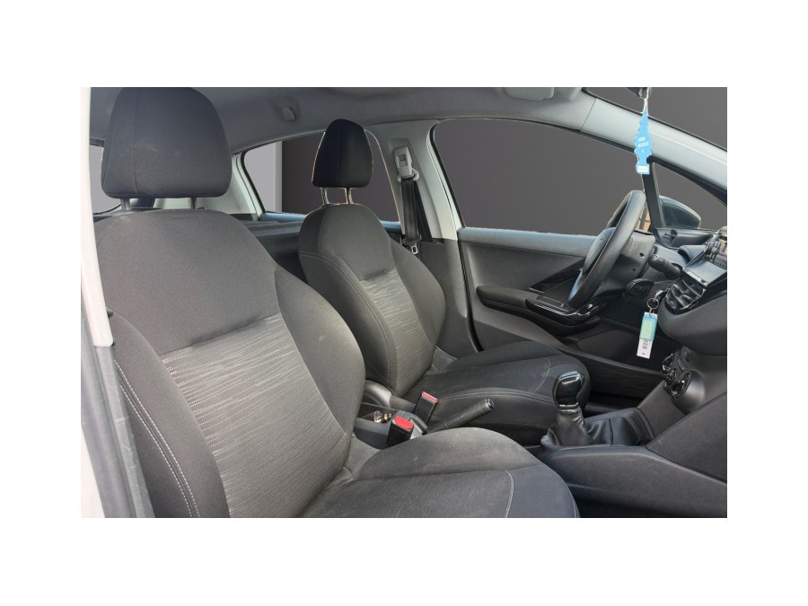 PEUGEOT d'occasion 208 I 1.6 BlueHDi de 2015 Compiègne (60)﻿