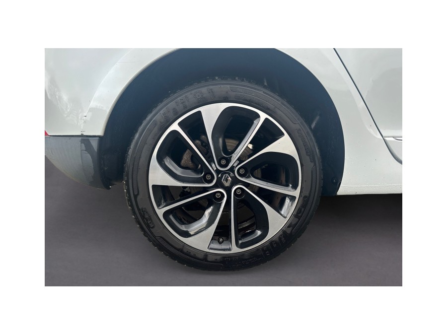 RENAULT d'occasion MEGANE TCE 130 BOSE EDC de 2015 Pau (64)﻿