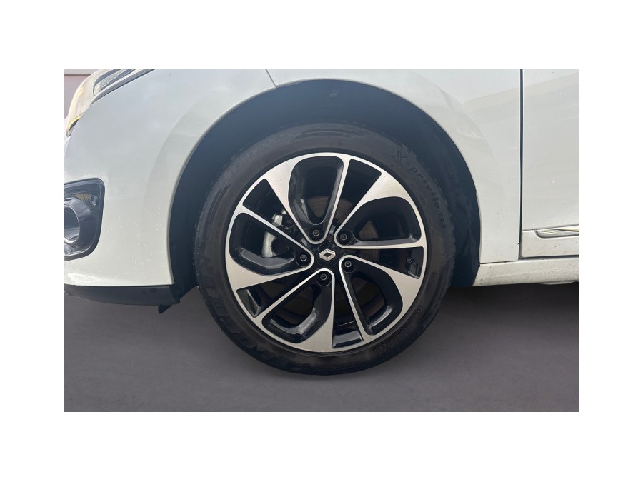 RENAULT d'occasion MEGANE TCE 130 BOSE EDC de 2015 Pau (64)﻿