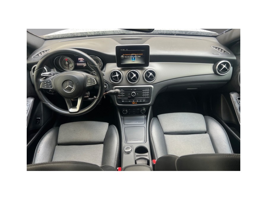 MERCEDES d'occasion CLASSE GLA GLA 200 D BUSINESS 4MATIC BA de 2016