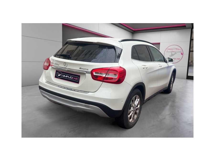 MERCEDES d'occasion CLASSE GLA GLA 200 D BUSINESS 4MATIC BA de 2016