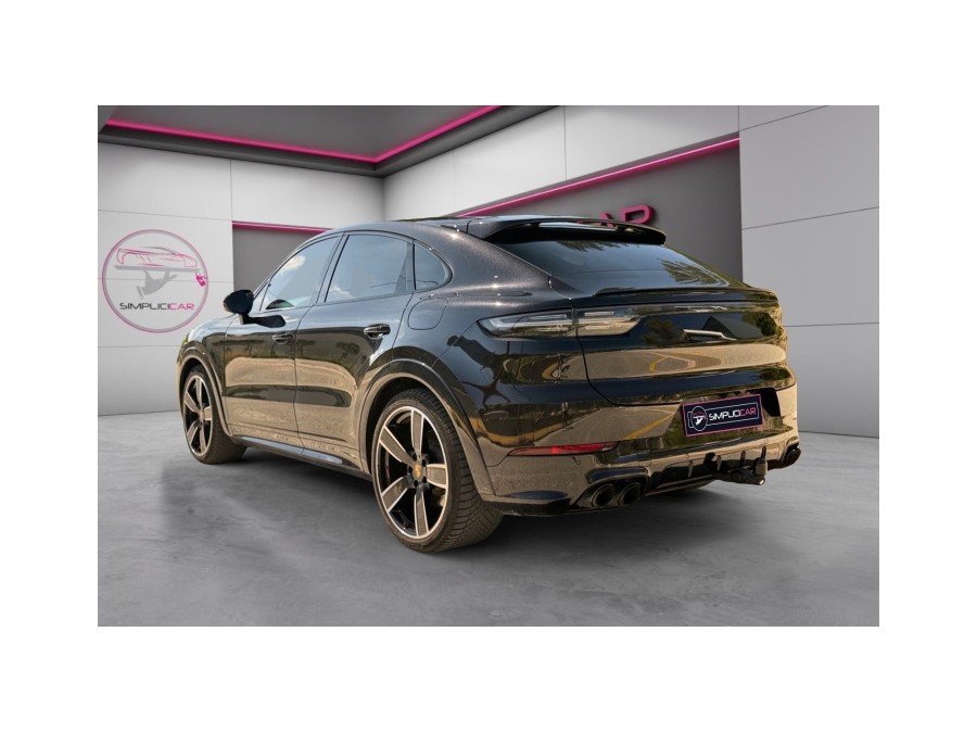PORSCHE d'occasion CAYENNE 3.0 V6 E-HYBRID COUPE de 2020 La Ciotat