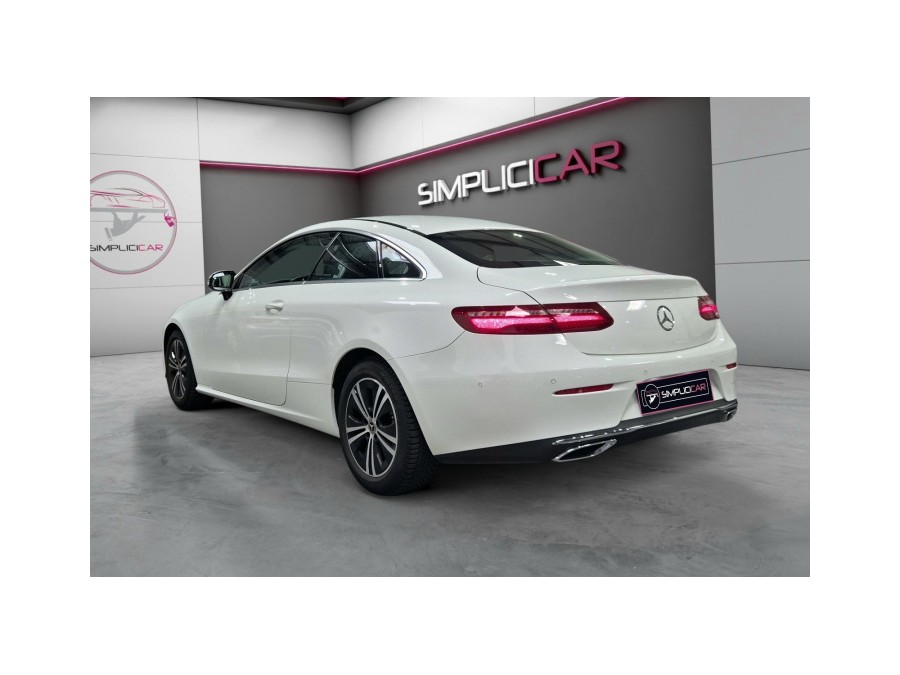 MERCEDES d'occasion CLASSE E V E200 AMG LINE BA de 2018 Lyon Ouest
