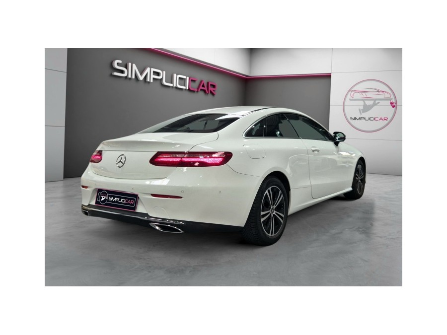 MERCEDES d'occasion CLASSE E V E200 AMG LINE BA de 2018 Lyon Ouest