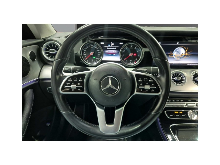 MERCEDES d'occasion CLASSE E V E200 AMG LINE BA de 2018 Lyon Ouest