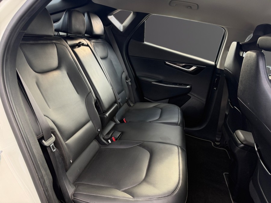 KIA d'occasion EV6 325 ch AWD Air Design de 2022 St Gaudens (31)﻿