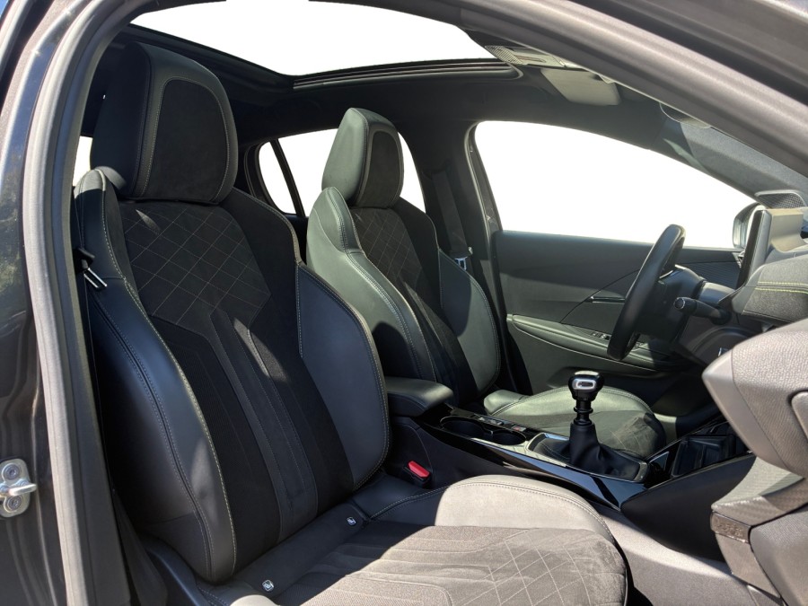 PEUGEOT d'occasion 208 1.5 BLUEHDI 100 GT de 2022 Saint Maximin (60)﻿