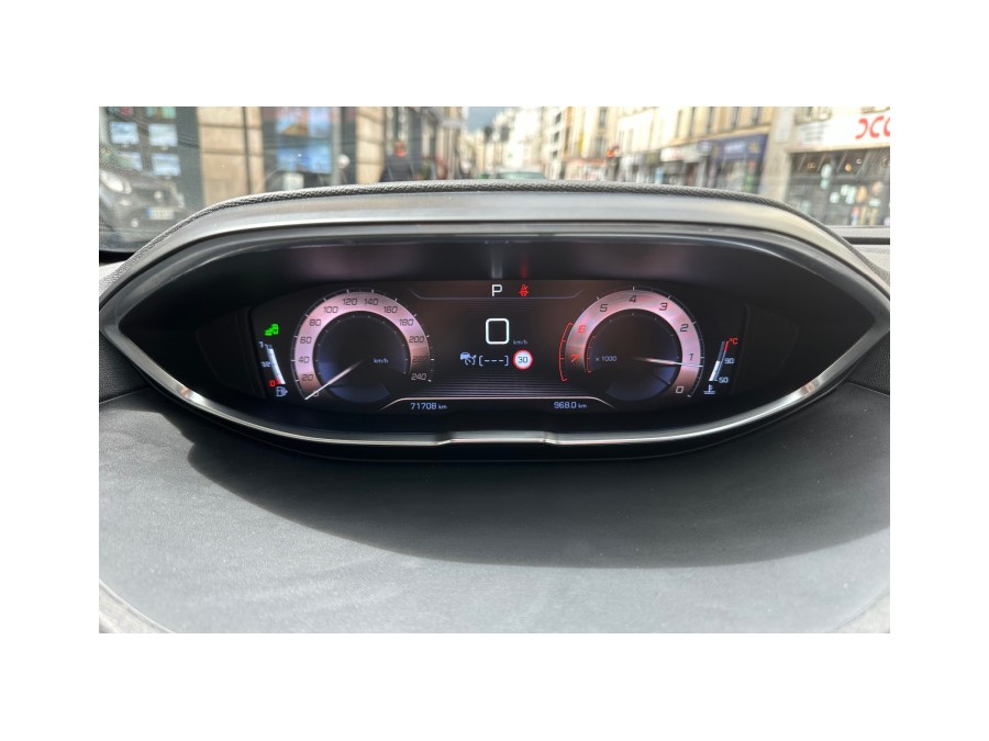 PEUGEOT d'occasion 5008 1.6 THP 165 ALLURE EAT de 2018 Paris 15 (75)﻿