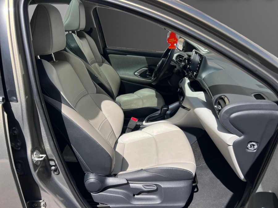 TOYOTA d'occasion YARIS 116H ICONIC de 2021 Le Raincy (93)﻿