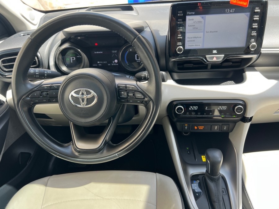 TOYOTA d'occasion YARIS 116H ICONIC de 2021 Le Raincy (93)﻿