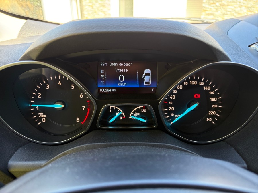 FORD d'occasion KUGA 1.5 FLEXIFUEL 150 TITANIUM de 2019 Royan (17)﻿