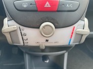 TOYOTA d'occasion AYGO 1.0 VVT-I Les Bleus de 2007 Montreuil (93)﻿