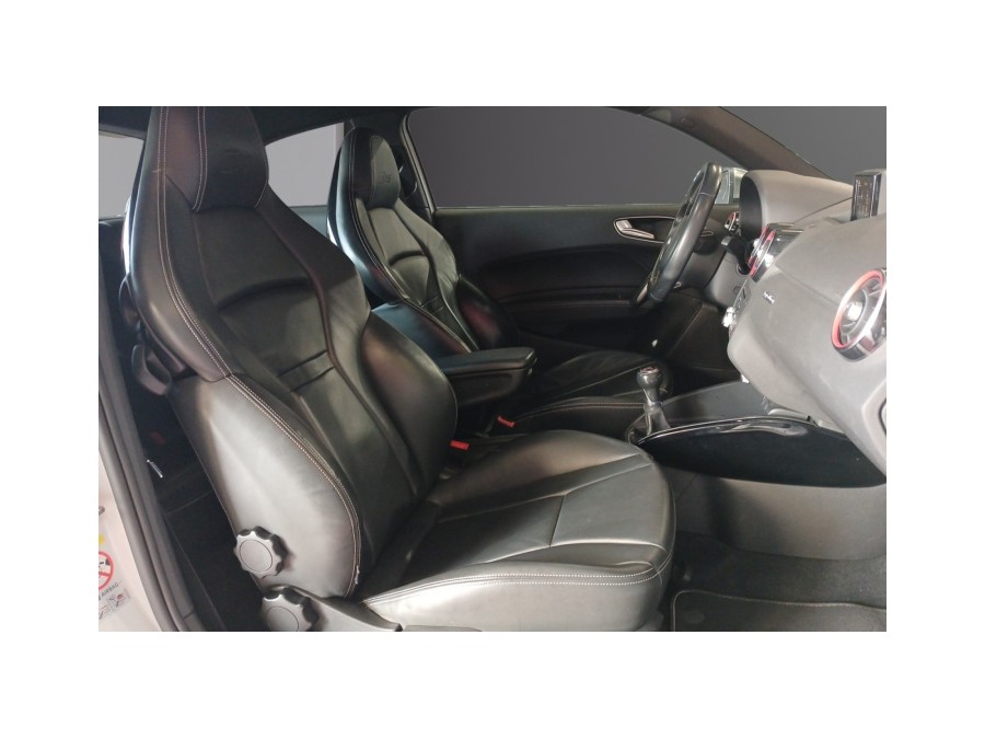 AUDI d'occasion S1 2.0 TFSI 231 QUATTRO de 2014 La Ciotat (13)﻿