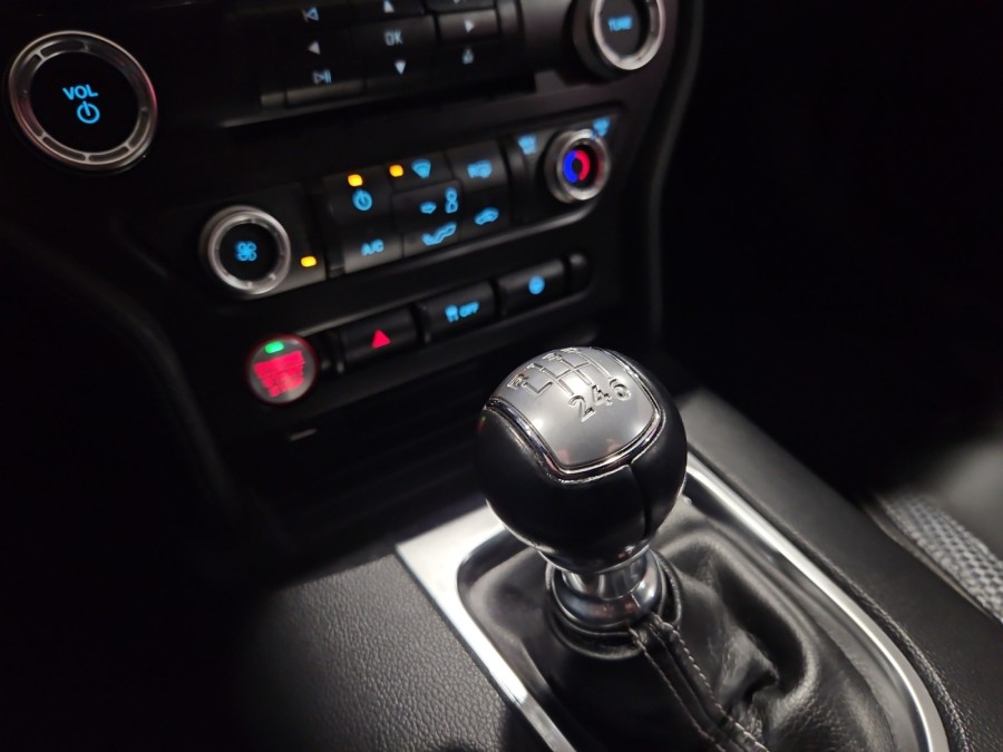 FORD d'occasion MUSTANG 5.0 V8 de 2018 Arras (62)﻿