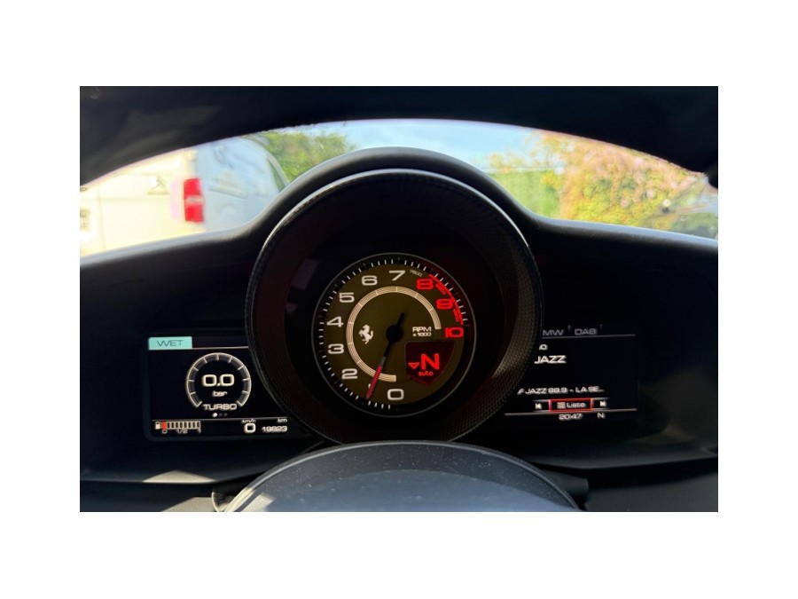 FERRARI d'occasion 488 GTB V8 670 de 2016 Montreuil (93)﻿