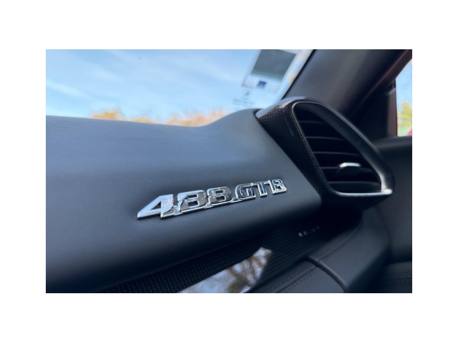 FERRARI d'occasion 488 GTB V8 670 de 2016 Montreuil (93)﻿