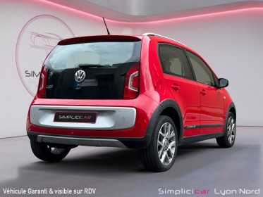 Volkswagen up up 1.0 75 cross up! occasion simplicicar lyon nord  simplicicar simplicibike france