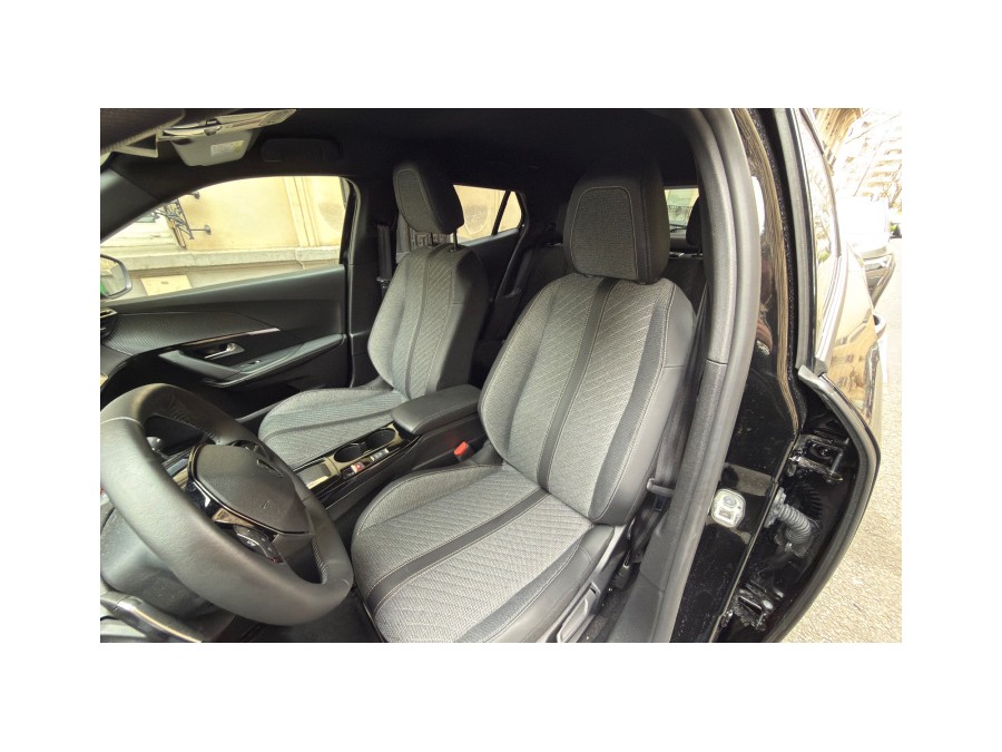 PEUGEOT d'occasion 2008 1.2 HYBRID 145 GT E-DCS de 2025 Paris 15 (75)﻿