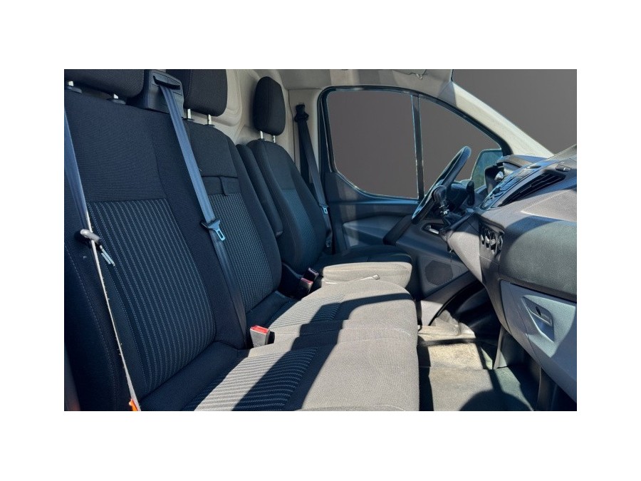 FORD d'occasion T.CUSTOM 2.2 CRDI 155 de 2013 Compiègne (60)﻿